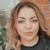 Yeliz 