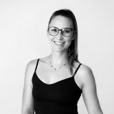 Yvonne 