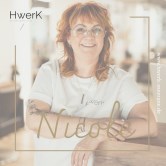 Nicole 