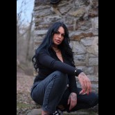Yasmine .