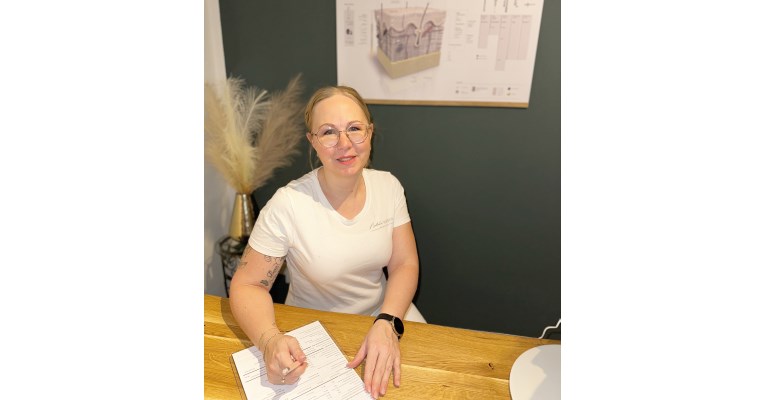 Natalie Weber - Medical Institut Picture 1