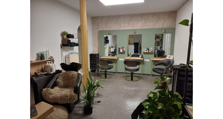 GoldenCut Hair and More Bild 3