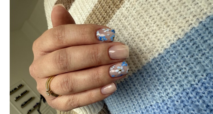 Nagelstudio und Fußpflegestudio Valeria Mikhailova Bild 2