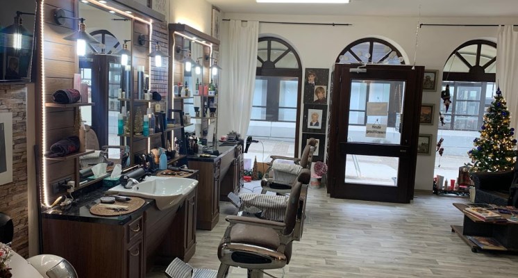 Theos friseursalon Bild 3