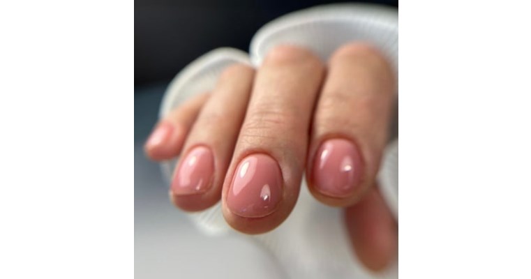 Polishbar | Ihr Nagelstudio in Laupheim – Professionelle Nagelpflege und Schönheit für Sie Bild 1
