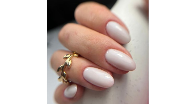 Polishbar | Ihr Nagelstudio in Laupheim – Professionelle Nagelpflege und Schönheit für Sie Bild 2