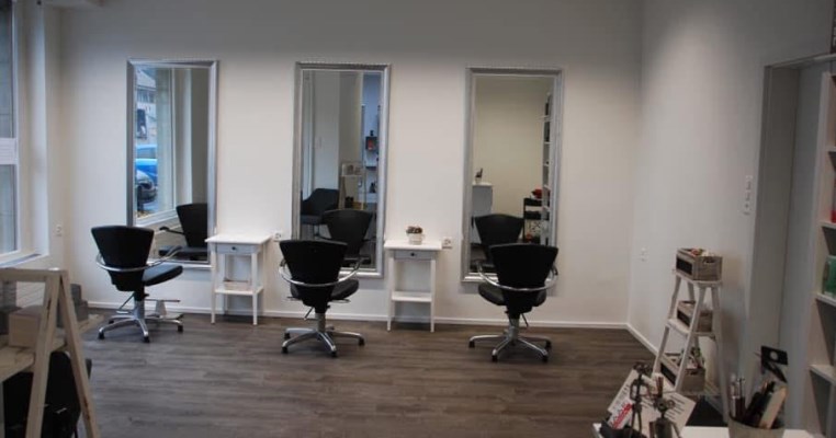 Coiffeur HaarMonia GmbH Gelterkinden Afbeelding 1