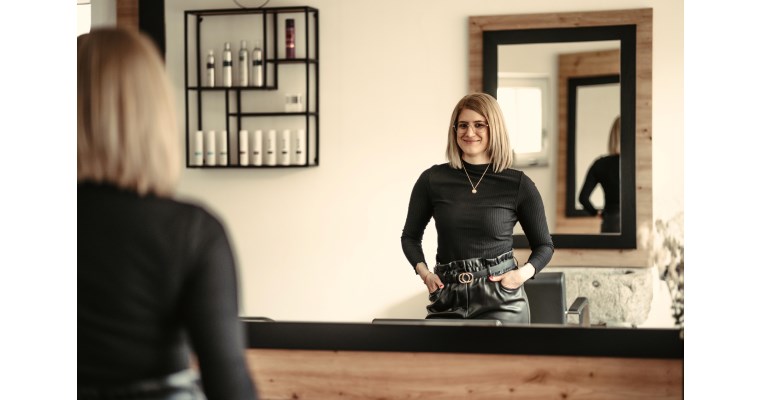 Dein Friseur by Nadine Dobler Picture 1