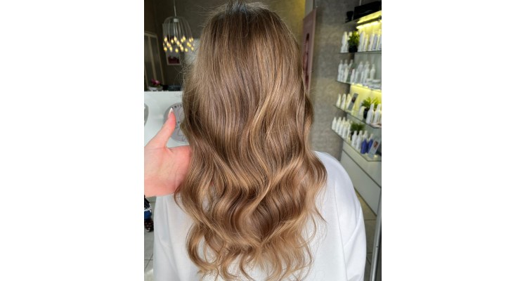 Lisa Schäfer - Friseure Afbeelding 3
