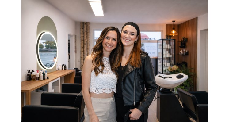 Hairz Salon Image 3