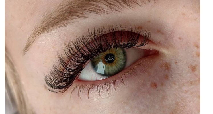 Lash & Beauty Image 2
