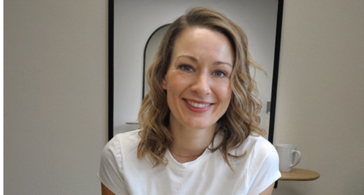 Helena Höbel Haare&Make up Image 2