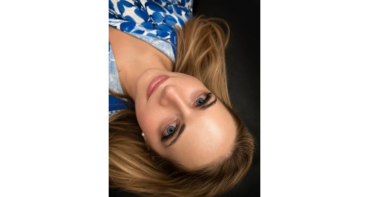 LG Lashes Permanent Make-up & Beauty Bild 3