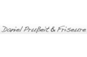 Daniel Prußeit und Friseure