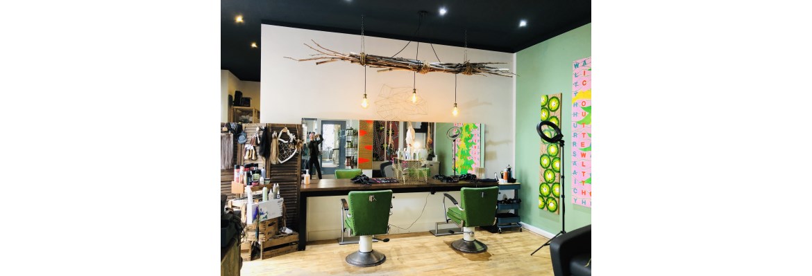 Shani's Friseurzimmer