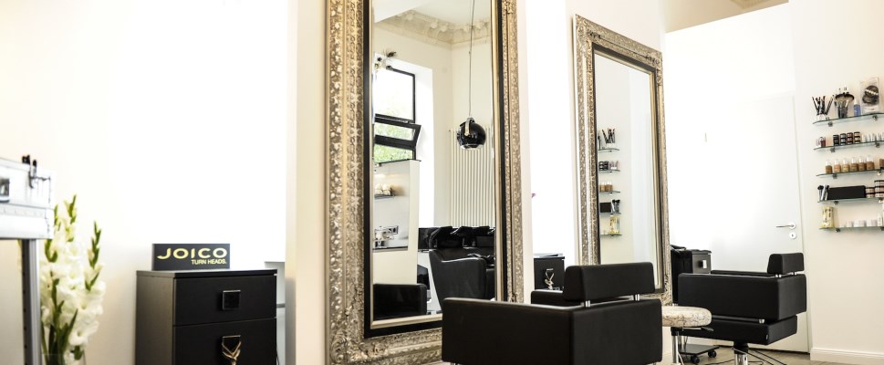 Pompadur Hairdesign Haare Make-Up Andreas&Sebastian Hintz